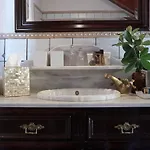 Anassa Boutique House 度假居 *